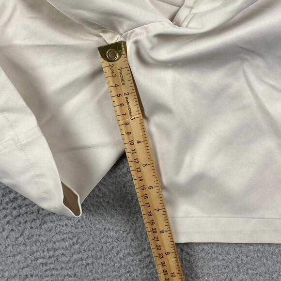 Under Armour Performance Shorts Men's 34 Light Beige Workout Athletic Causal - Picture 7 of 12